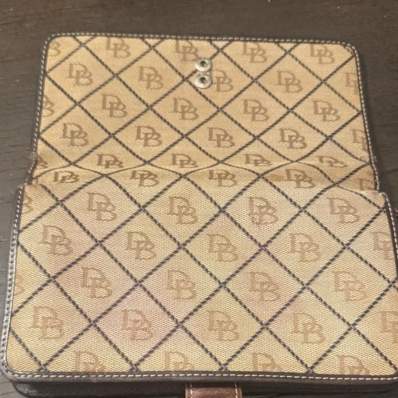 Dooney & Bourke Beige and Brown Checkered Wallet - Picture 5 of 5